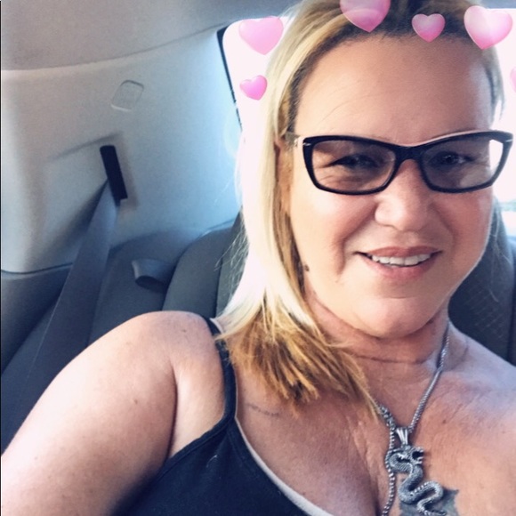 Meet your Posher, Odalys - Picture 1 of 1